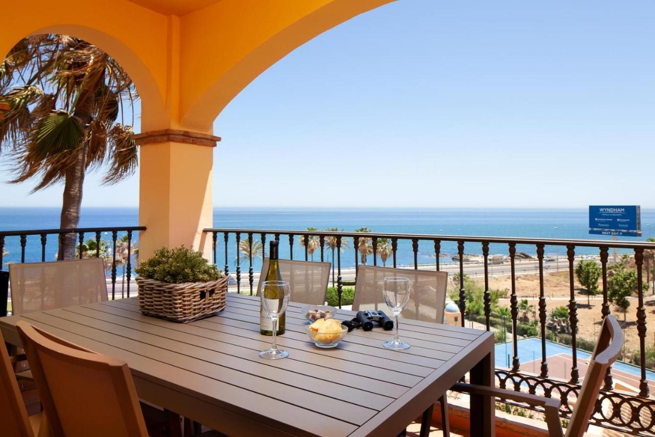 Mijas Costa Dolphin Views By Alfresco Stays El Faro Bagian luar foto