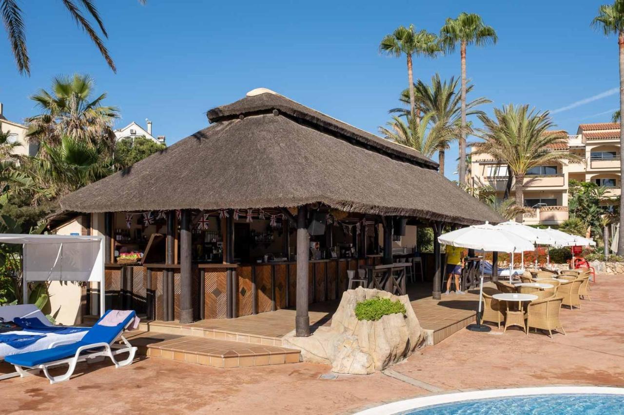 Mijas Costa Dolphin Views By Alfresco Stays El Faro Bagian luar foto